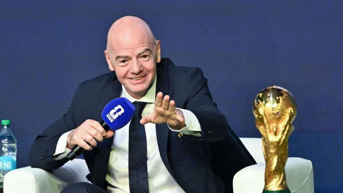 إنفانتينو، فيتو