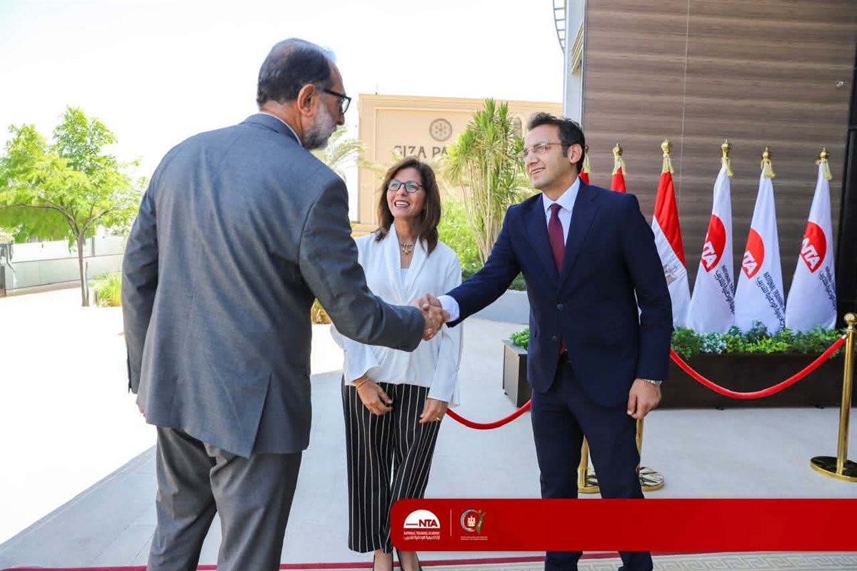 الأكاديمية الوطنية للتدريب وهيئة سلامة الغذاء تبحثان التعاون المشترك