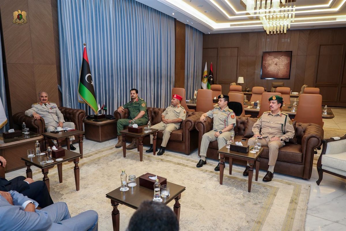المشير أركان حرب خليفة حفتر، فيتو