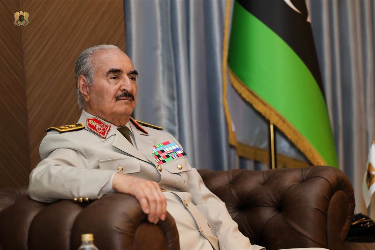 حفتر، فيتو