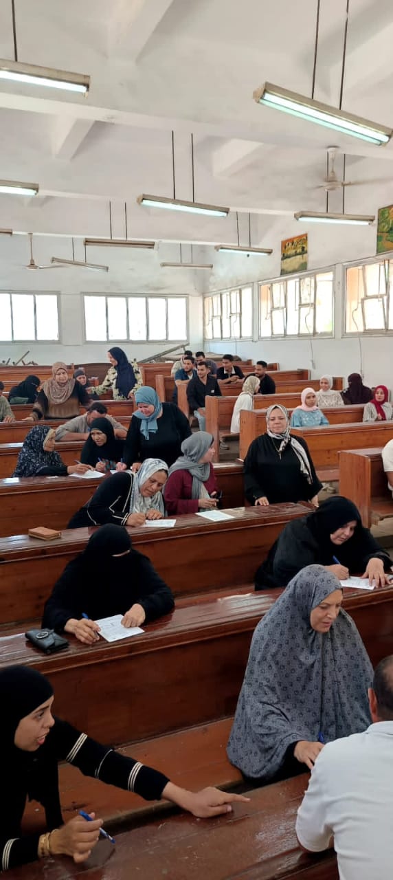 قافلة لمحو الأمية بالبحيرة، فيتو