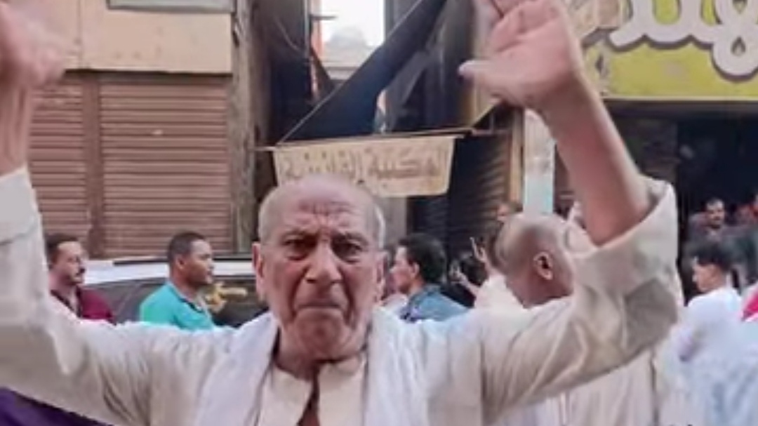 جد لارين طفلة المنيا، فيتو