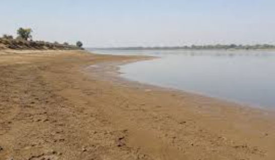 إنحسار مياه النيل في السودان