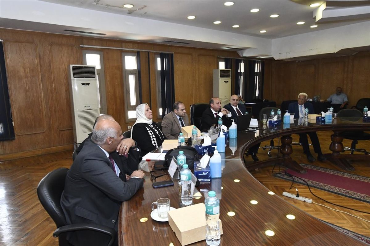 مجلس كلية طب قصر العيني يعتمد الخريطة الدراسية للعام الجديد 2026-2027