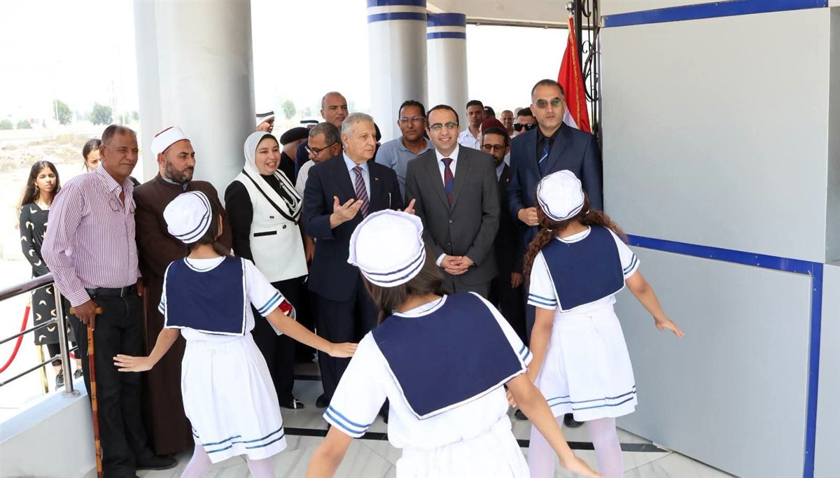 جانب من الافتتاح، فيتو