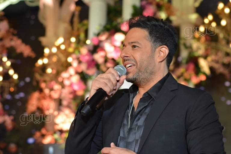 محمد حماقي يشعل حفل ابنة شوقي غريب (3)