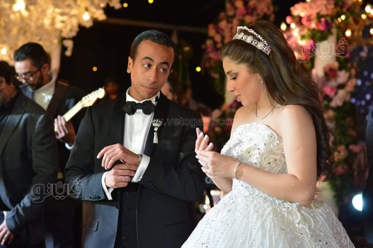 محمد حماقي يشعل حفل ابنة شوقي غريب (9)