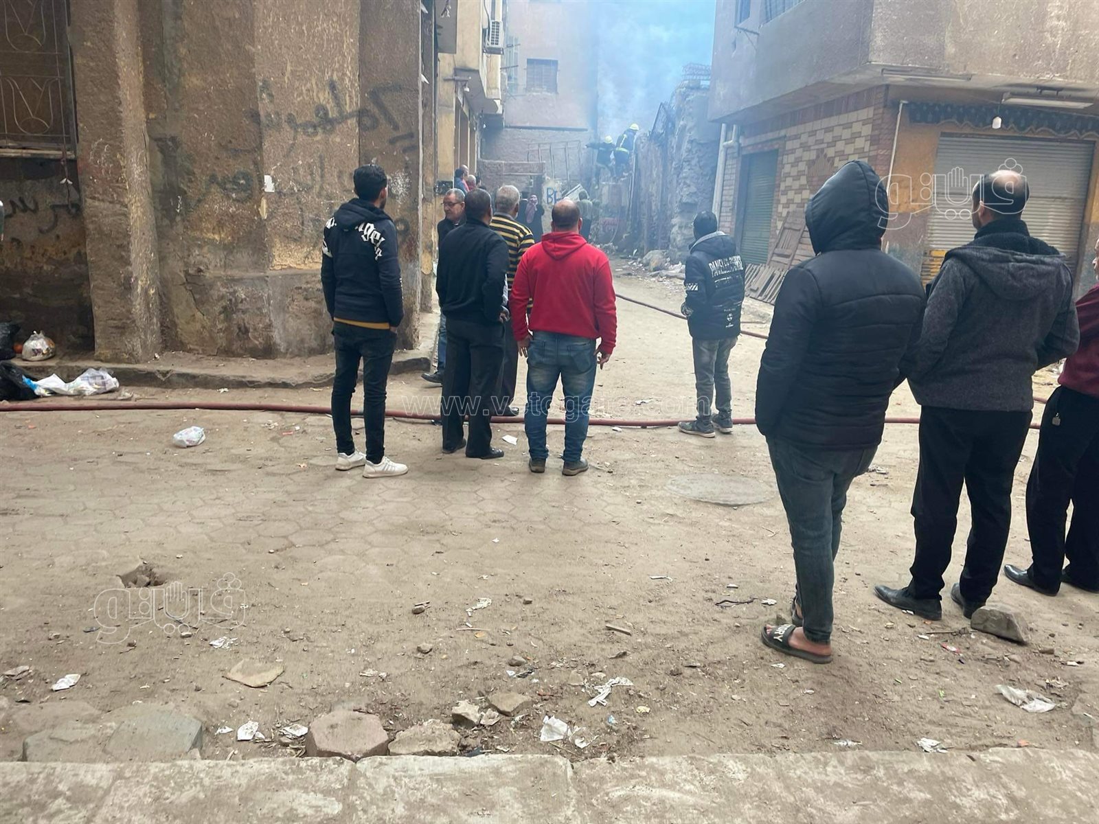 حريق مخزن خردة (2)