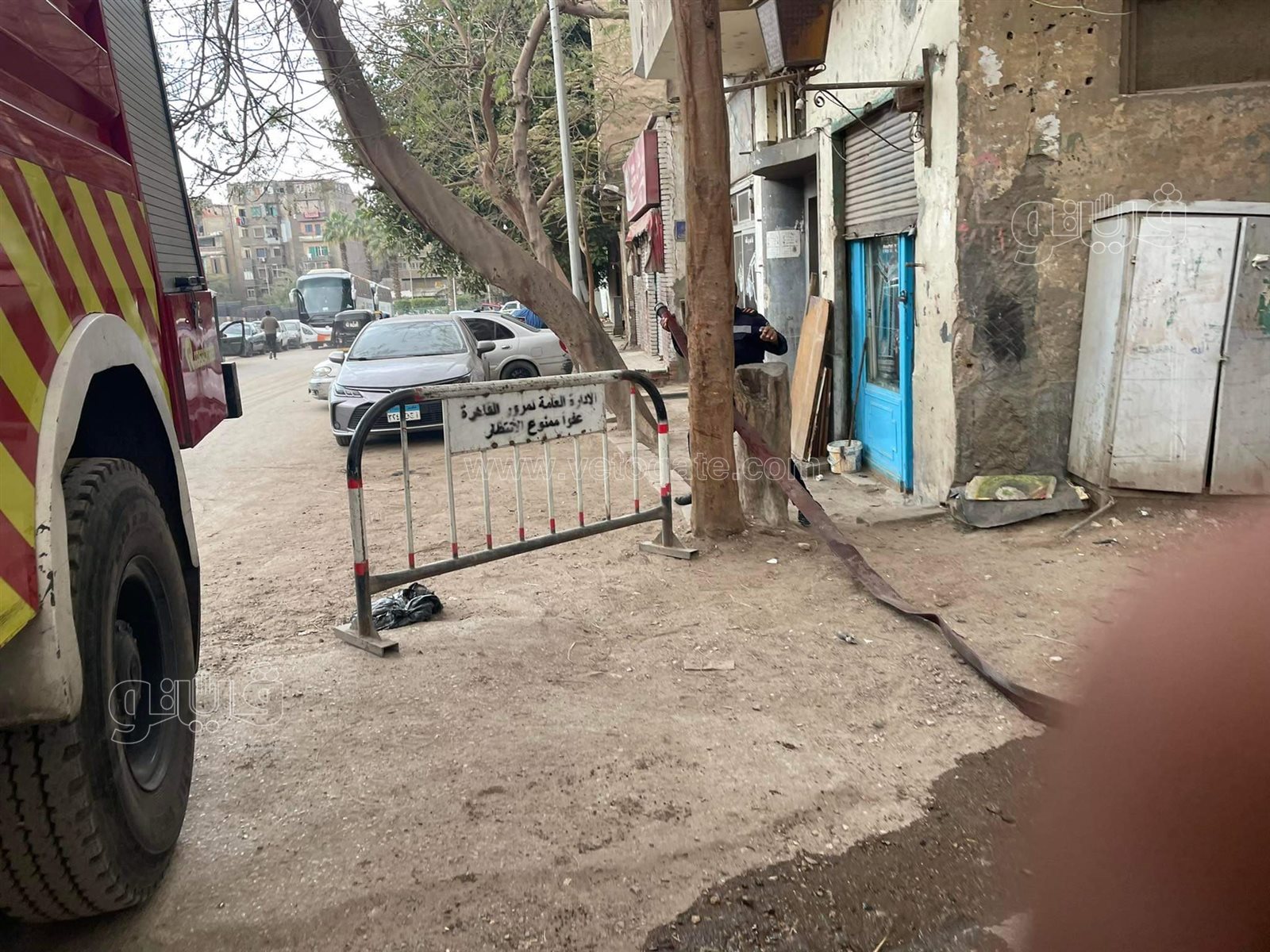 حريق مخزن خردة  (6)