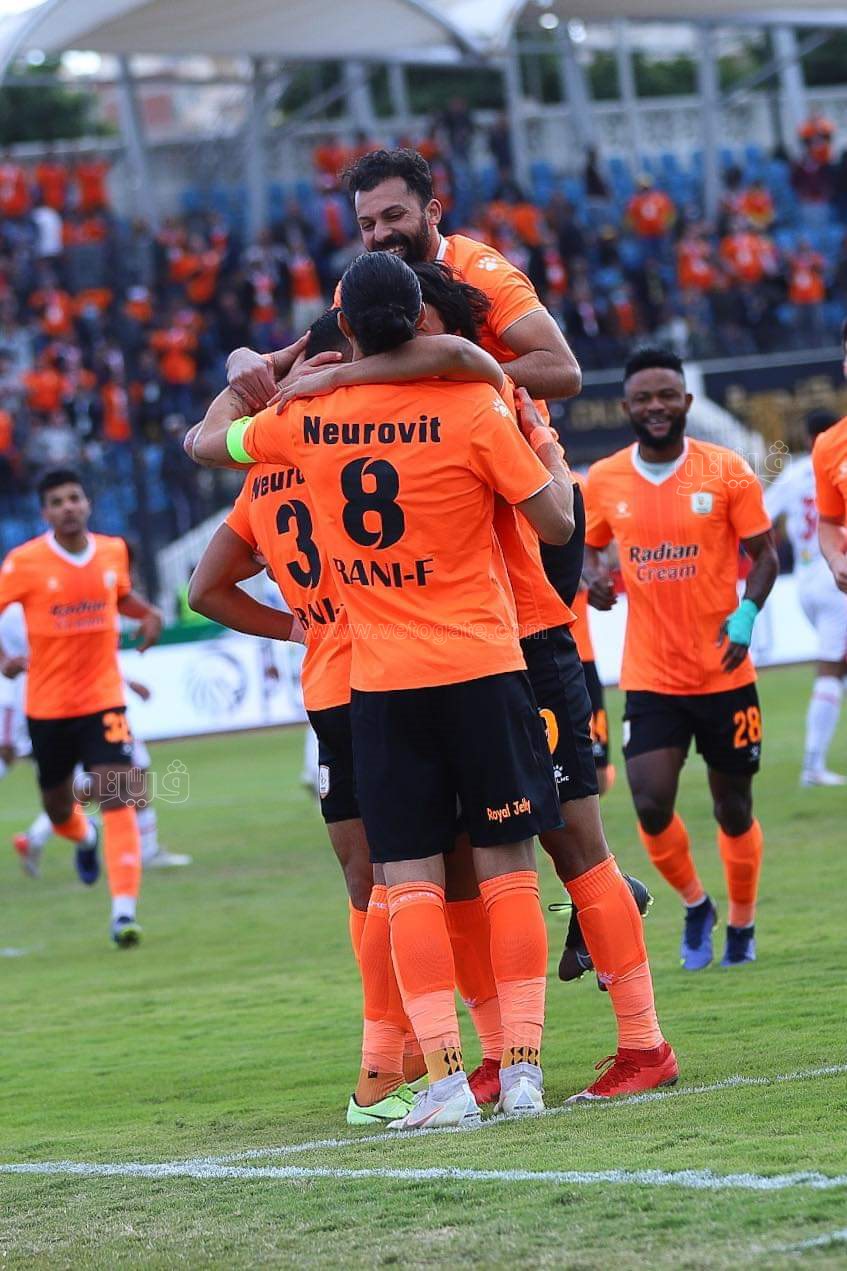 فاركو يحافظ على تقدمه 1-0 أمام الزمالك والفار يلغي هدفا (6)