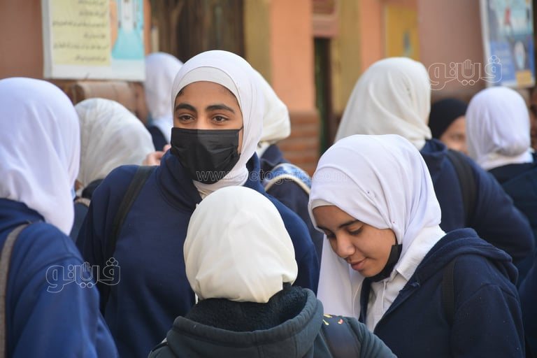 طالبات أولى ثانوي بالجيزة (17)