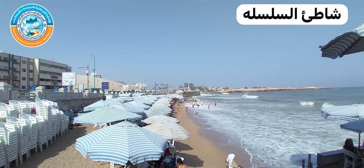 إقبال كبير على شواطئ الإسكندرية