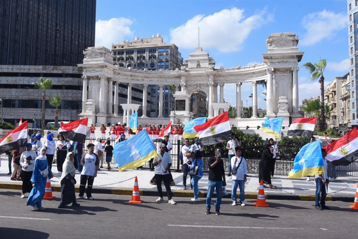 عروض فنية وكرنفال على كورنيش البحر للاحتفال بعيد الإسكندرية القومي