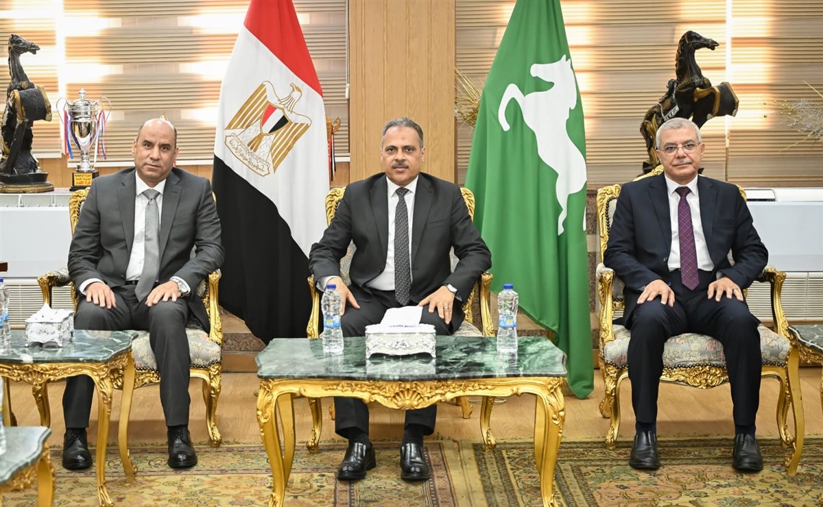 &nbsp;وزير العمل يطلق جولة ميدانية بالشرقية