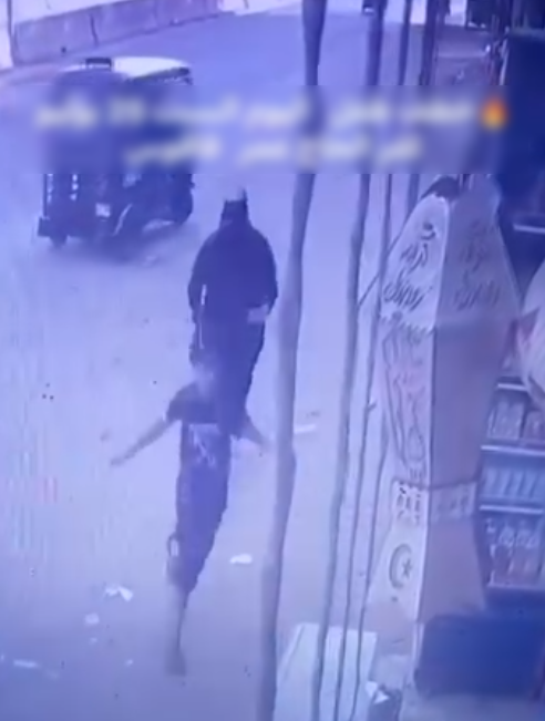 فيديو مطاردة طفل باستخدام تكاتك فى الشرقية يثير الذعر.. وتحرك أمنى يوضح &nbsp;حقيقة الاختطاف&nbsp;