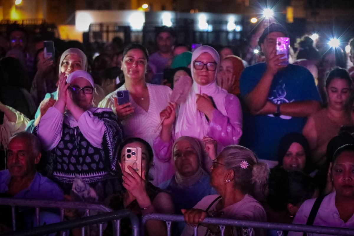 &nbsp;إيهاب توفيق يحيي حفل افتتاح مهرجان 
