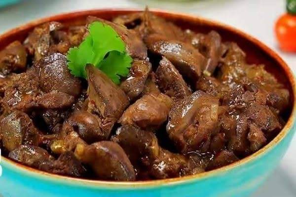 طريقة عمل طاجن الكبد والقوانص&nbsp;