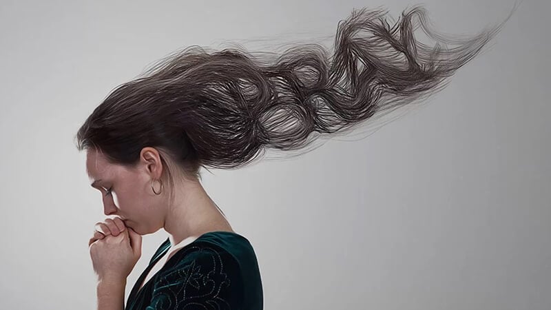 ماء البصل والكركدية لشعر طويل وكثيف وأكثر قوة