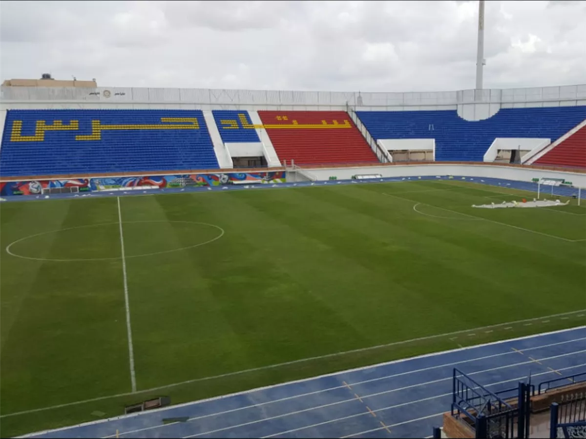 استاد حرس الحدود، فيتو