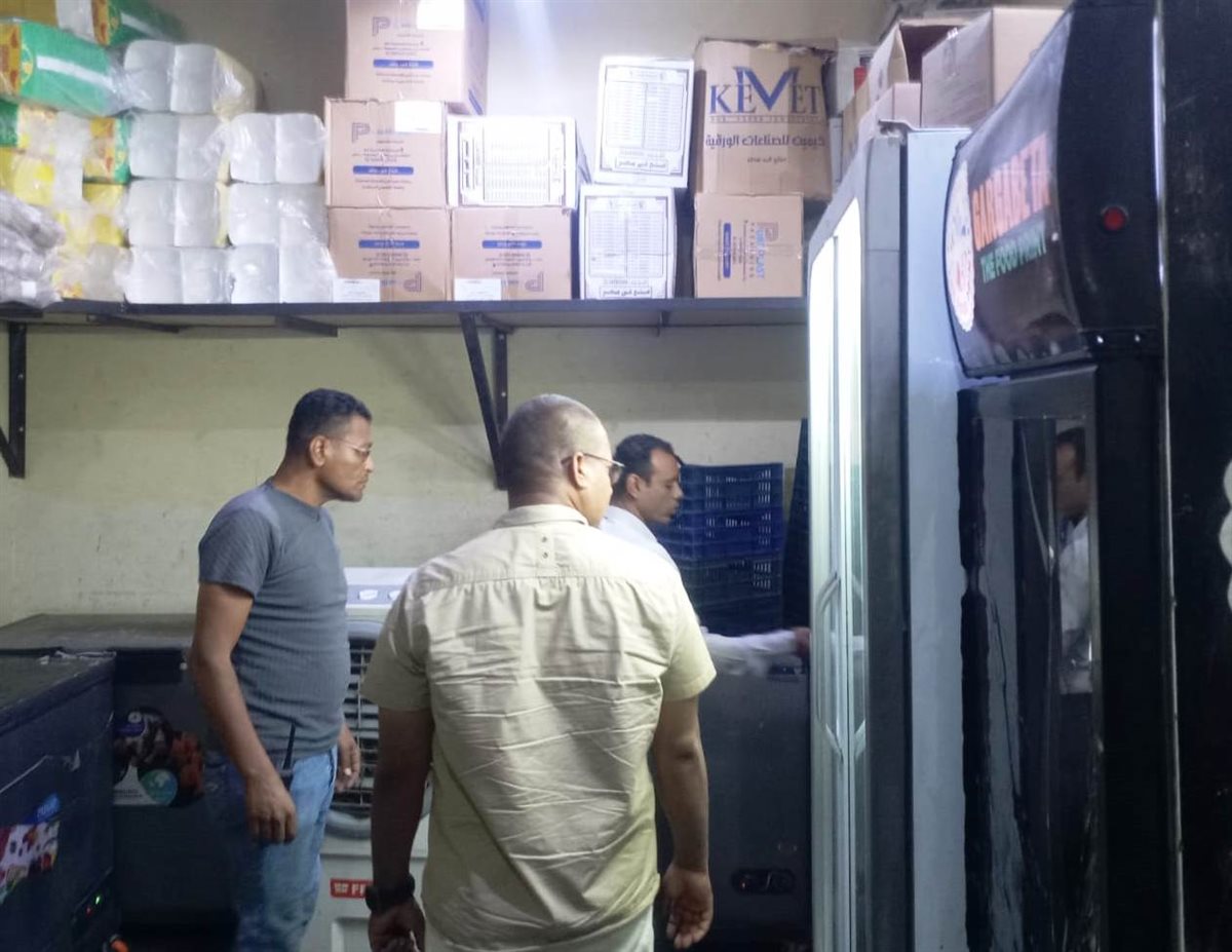 التحفظ على 150 كجم لحوم ومنتجات مخالفة في أسوان