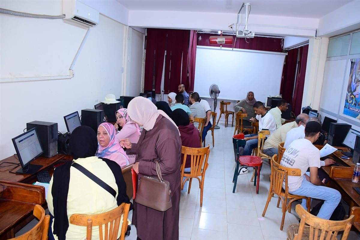 جامعة سوهاج تفتح أبوابها لطلاب الثانوية العامة فى المرحلة الأولى للتنسيق الإلكتروني