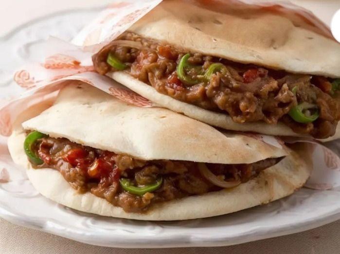 سندوتشات الفول بالطحينة