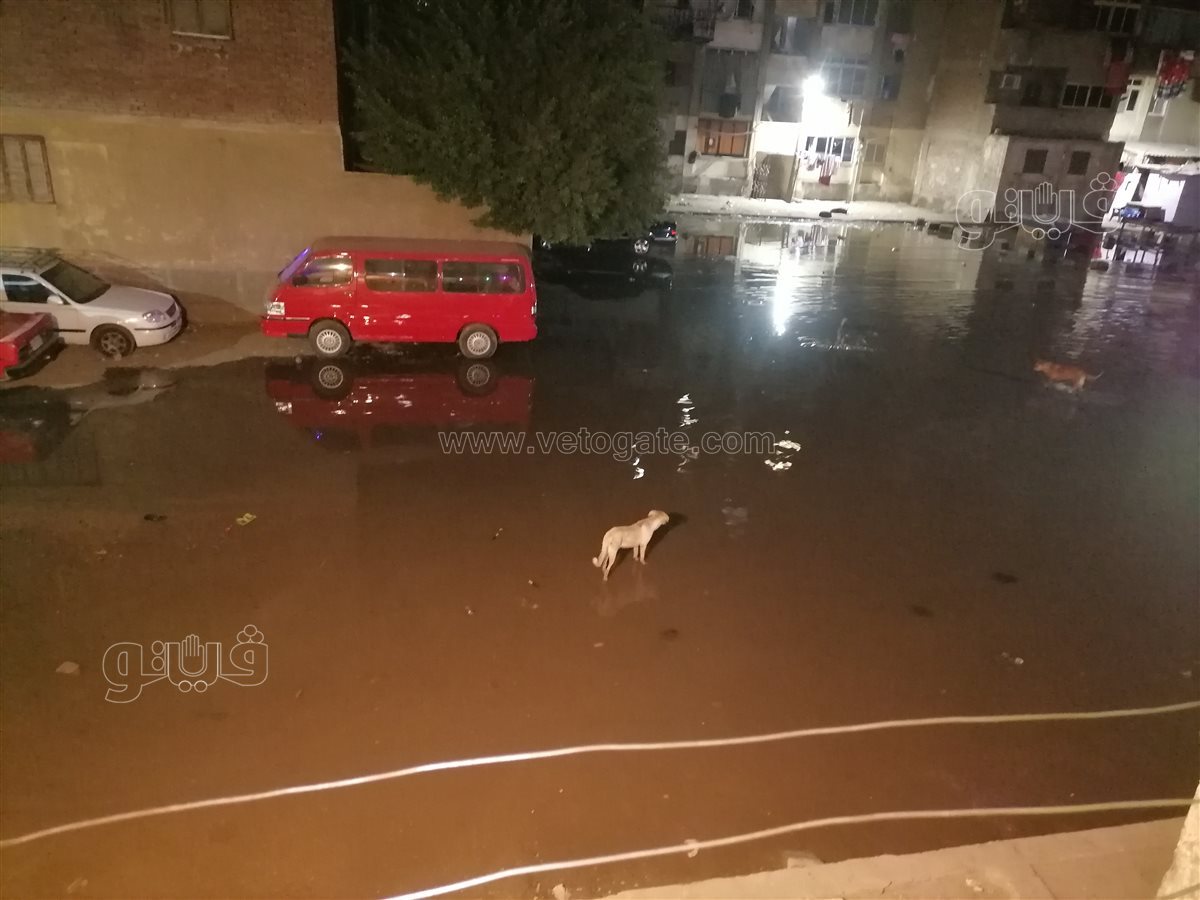 مياه الصرف الصحي تفرض حظر تجوال على سكان مساكن عين شمس (3)