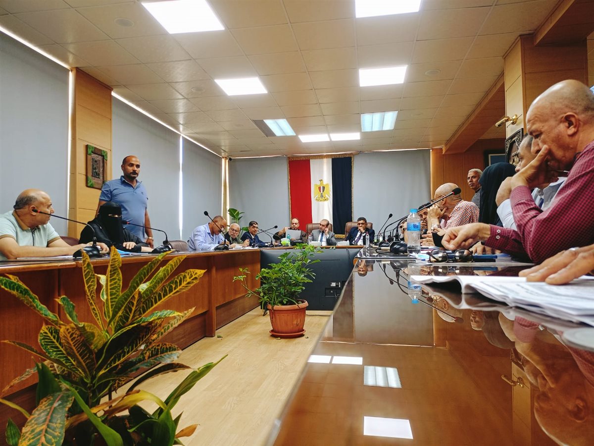 جلسة المزاد العلني لبيع مجموعة متنوعة من الأنشطة التجارية بدمياط الجديدة