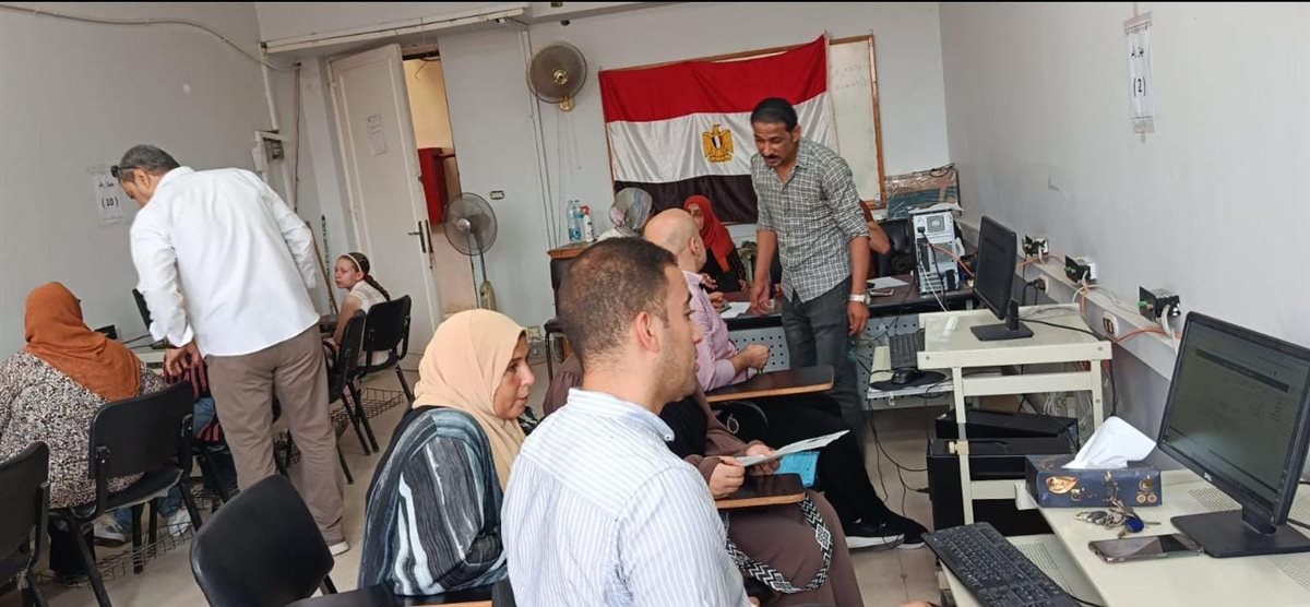 جامعة دمنهور تستقبل طلاب الثانوية العامة المتقدمين للتنسيق الإلكتروني، فيتو
