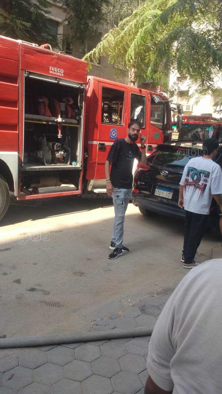جانب من الحريق
