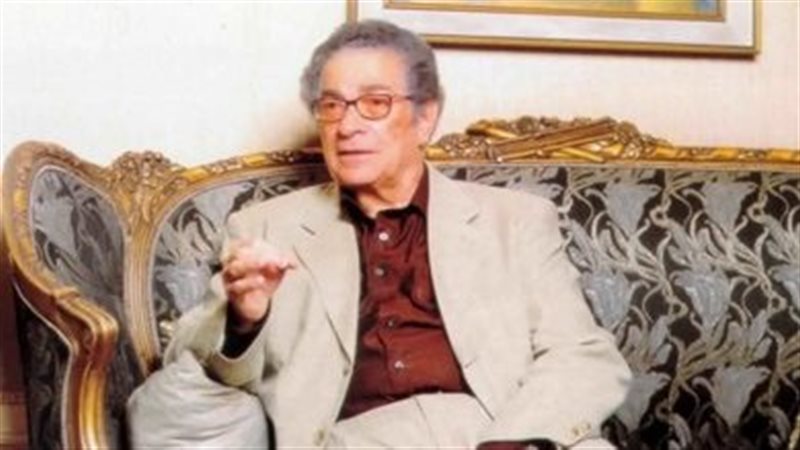 الكاتب الصحفى انيس منصور 