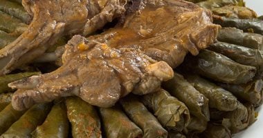 طريقة عمل طاجن ورق العنب بشرائح اللحم&nbsp;