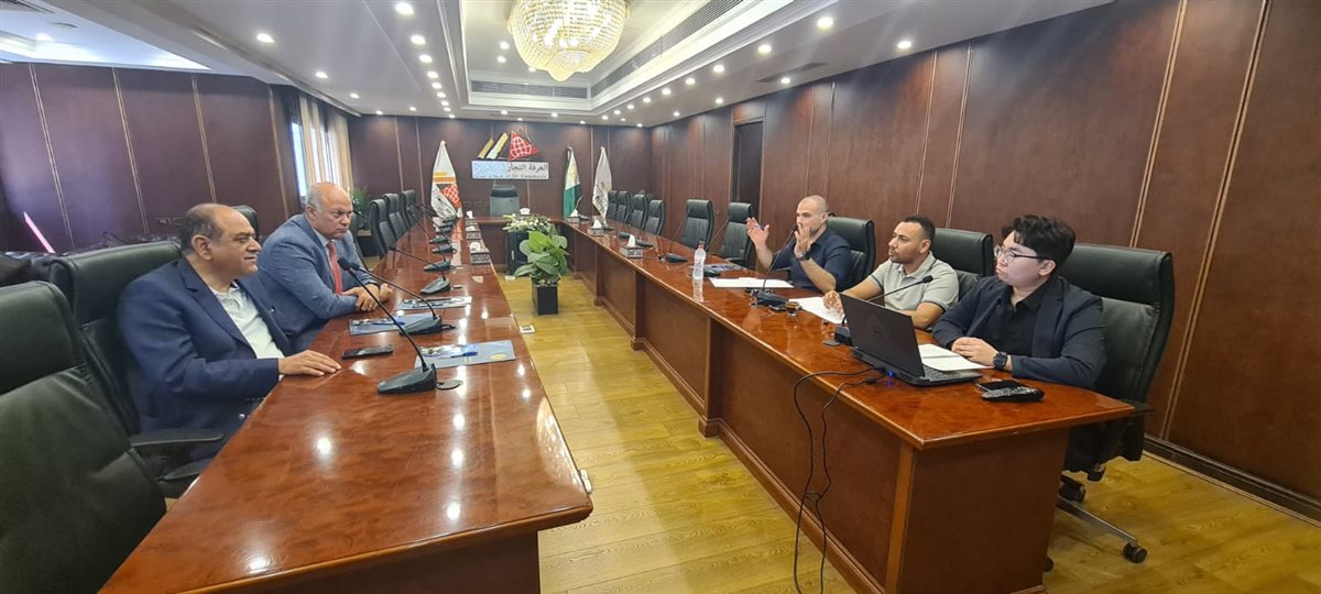 رئيس غرفة الجيزة خلال اللقاء، فيتو