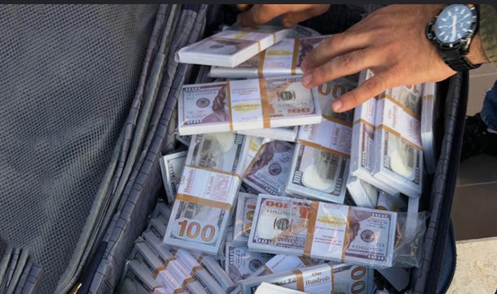 خروج الأموال الساخنة من مصر