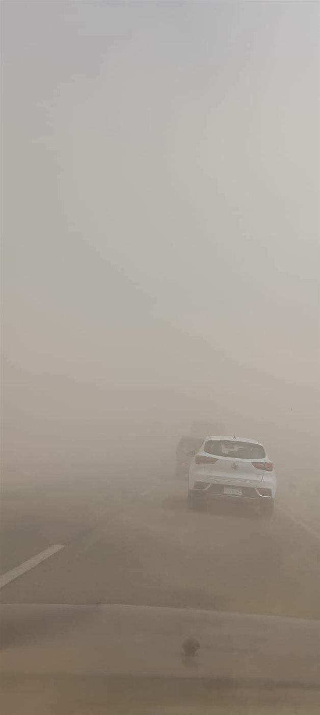 انخفاض مستوى الرؤية بطريق سيوة – مطروح