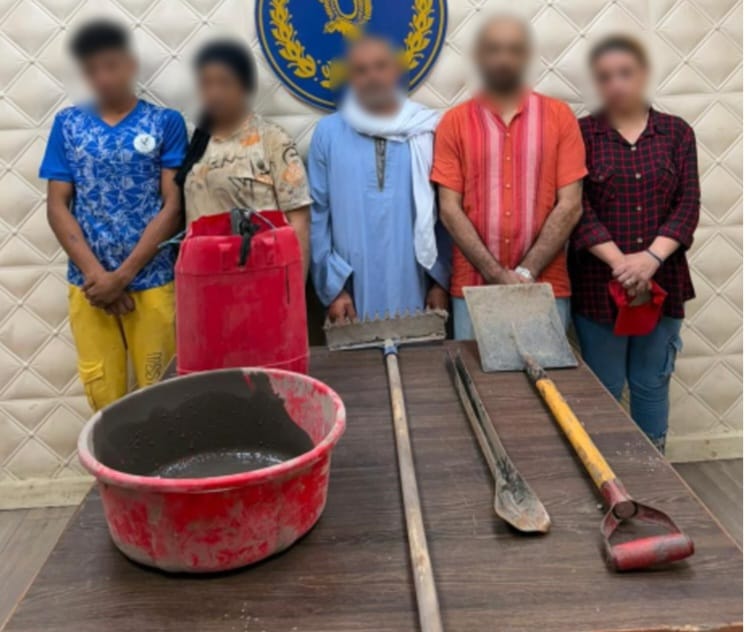 حفرة في قلب السيدة زينب، سقوط 5 أشخاص أثناء رحلة البحث عن كنز أثري مدفون تحت عقار سكني