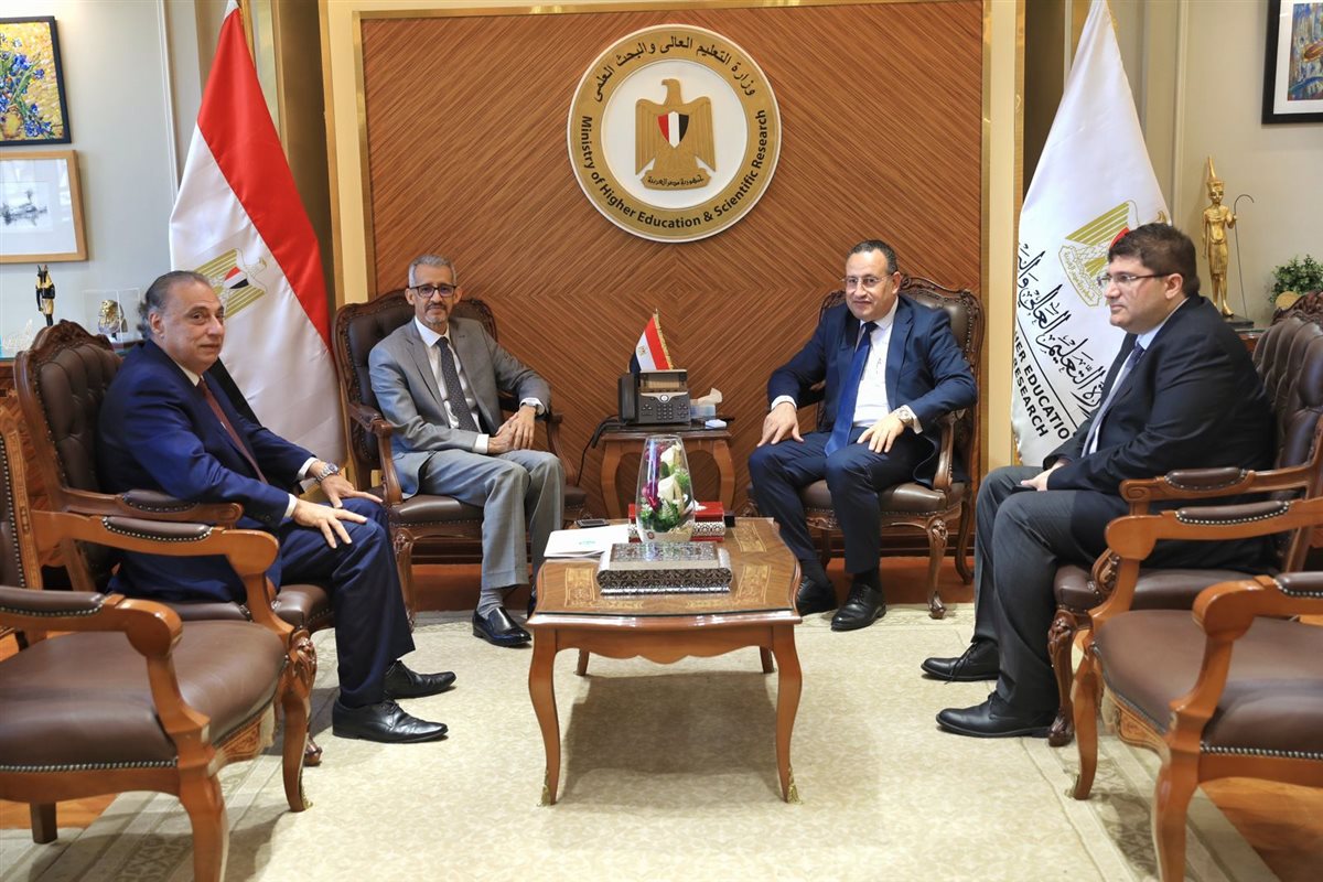 لقاء القائم بأعمال وزير الثقافة ومدير منظمة الألكسو 