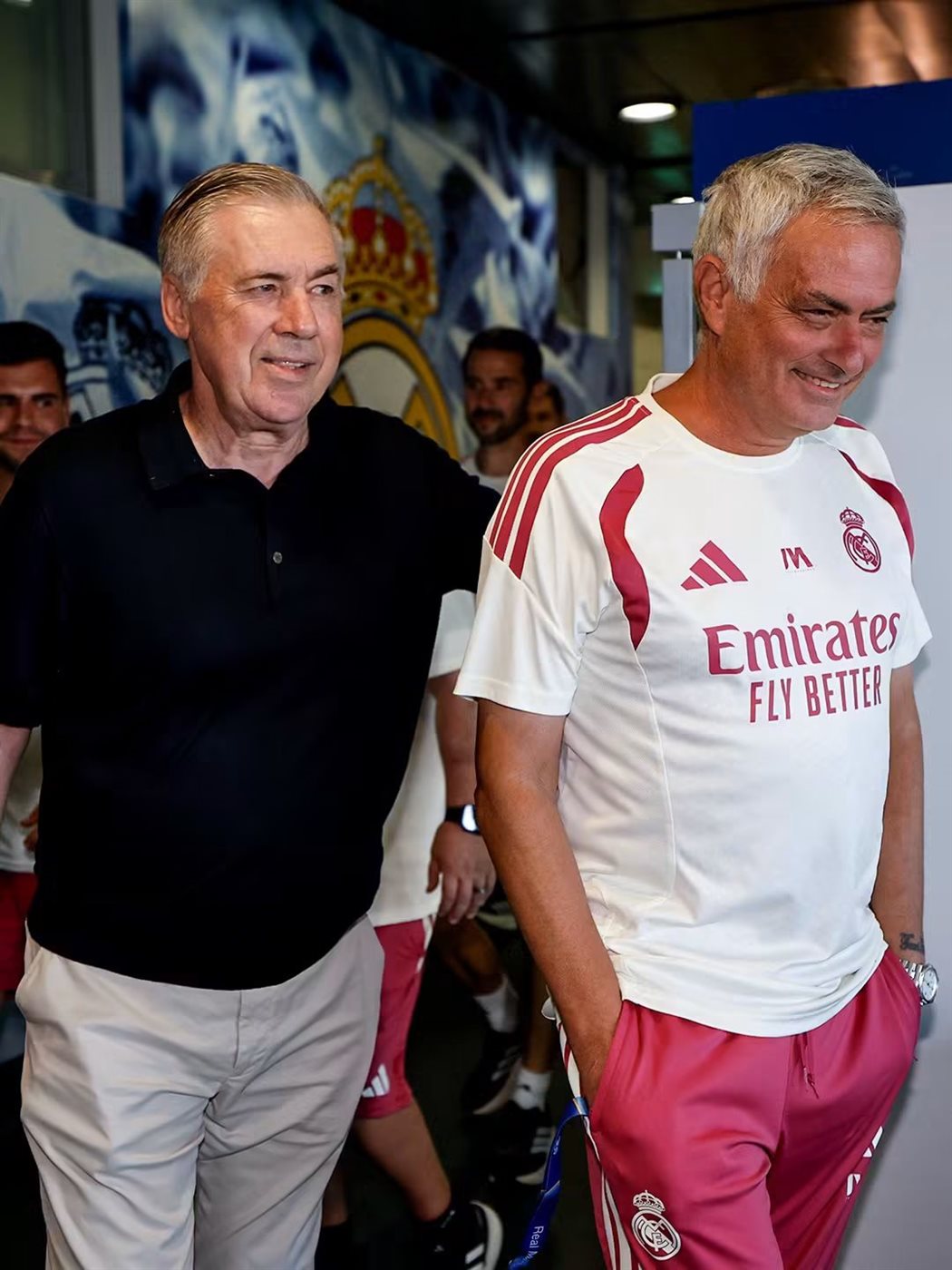 أنشيلوتي يزور تدريبات ريال مدريد ويلتقي مورينيو ونجوم الملكي&nbsp;