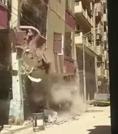 سقوط مبنى في أسيوط من 3 طوابق
