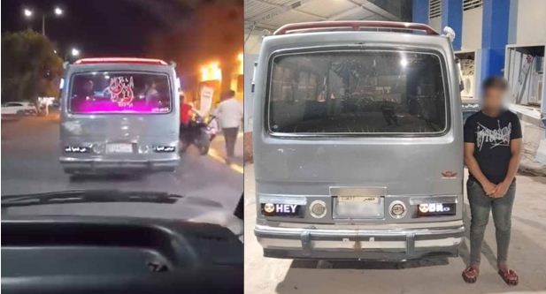 ضبط سائق ميكروباص وضع لافتات مضيئة بعبارات مسيئة في إمبابة