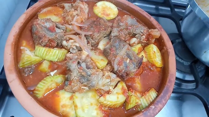 طريقة عمل الكوسة بالصلصة واللحمة