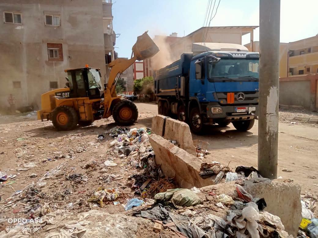محافظ دمياط يوجه بتحويل المنطقة المجاورة لمحطة رفع المنتزه إلى مسطح أخضر