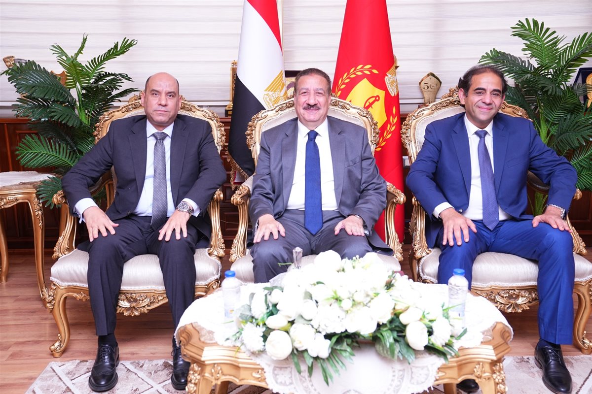 محافظ بورسعيد يستقبل وزير العمل بديوان عام المحافظة