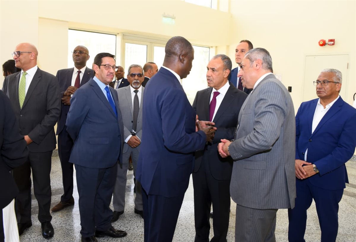 وزير الخارجية يصطحب السفراء الأفارقة في جولة بالعاصمة الجديدة
