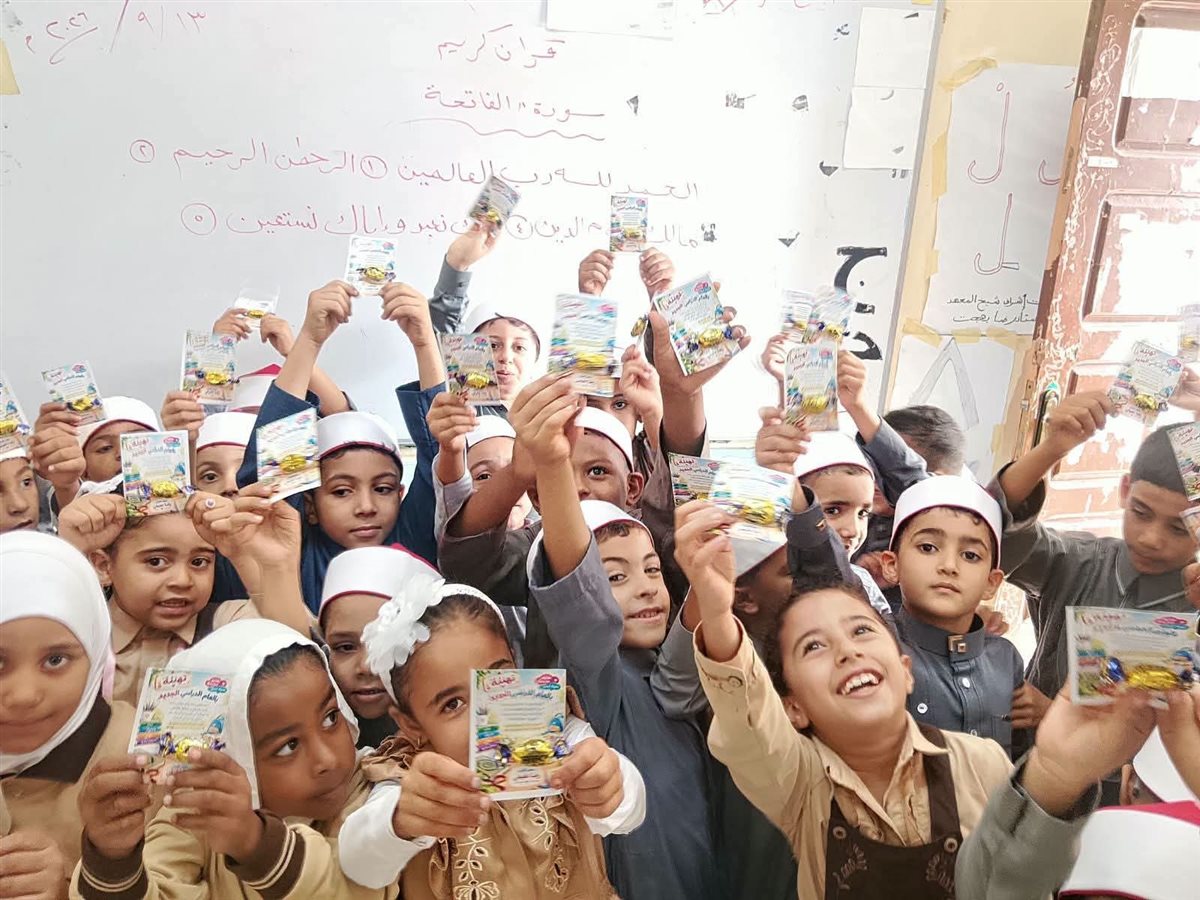 جانب من مراسم استقبال الطلاب،فيتو