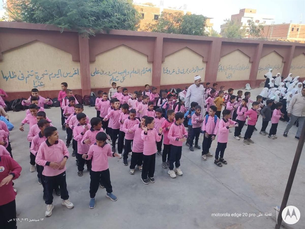 جانب من مراسم استقبال الطلاب،فيتو
