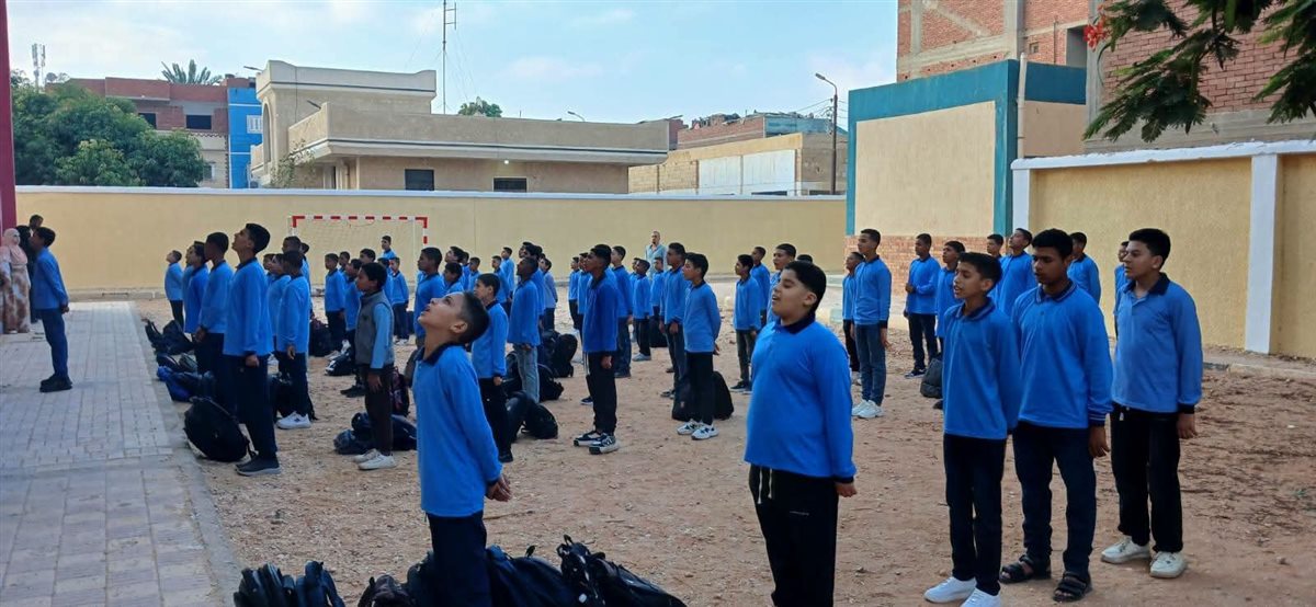 جانب من مراسم استقبال الطلاب،فيتو