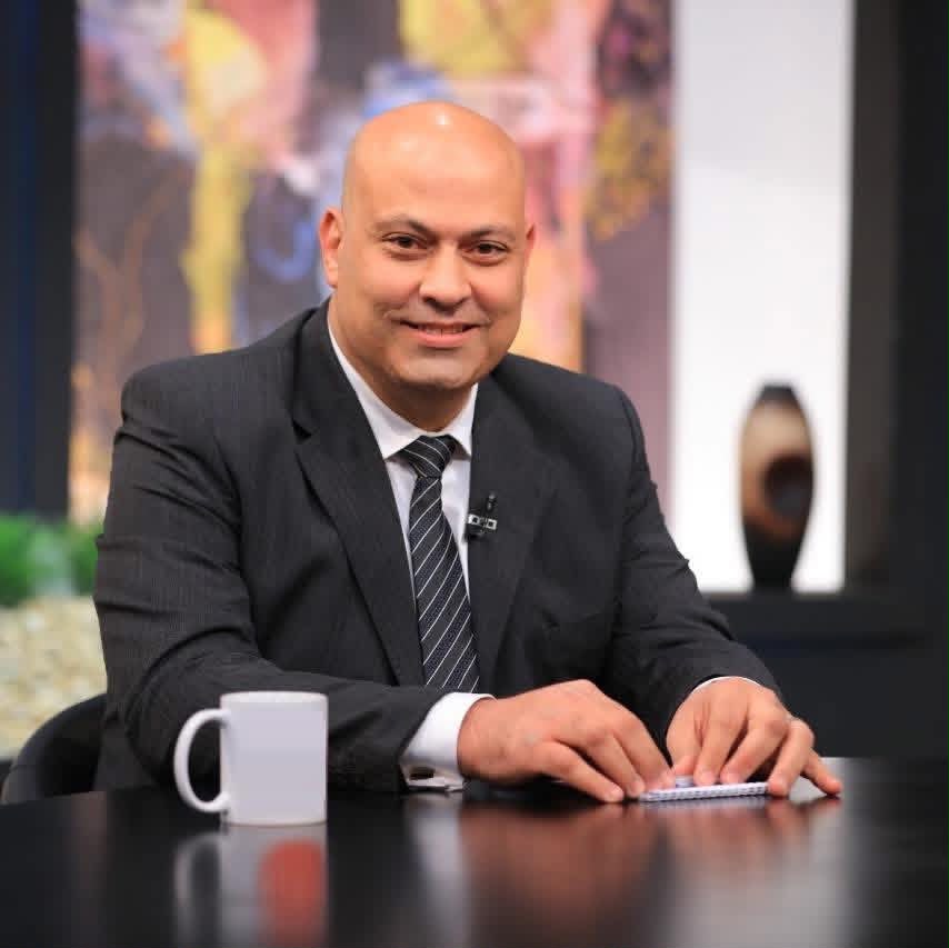 الدكتور أشرف تمام
