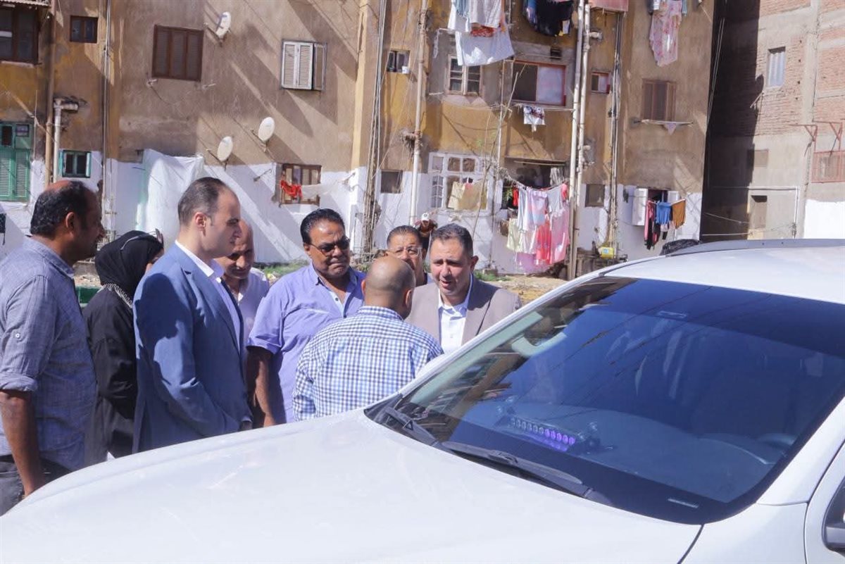 محافظ دمياط يتابع اعمال تطوير المنطقة المجاورة لمحطة رفع الصرف الصحي بالمنتزه