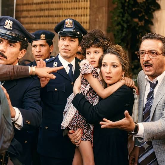 نور الشريف في فيلم آخر الرجال المحترمين